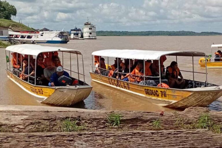 Governo de Rondônia garante transporte para 234 estudantes dos distritos de Porto Velho participarem do Enem