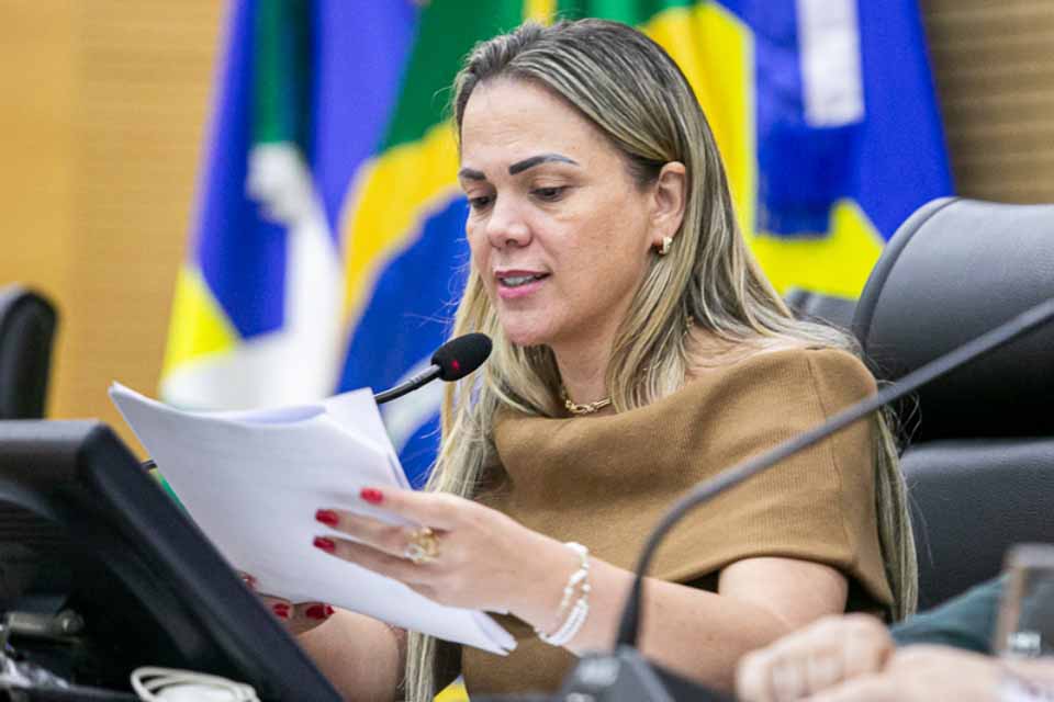 <div style="
                font-size: 18px;
                font-weight: bold;
                color: #0073aa;
                margin-bottom: 5px;
                text-transform: uppercase;
            ">SAÚDE INDÍGENA</div>Deputada Cláudia de Jesus propõe política de saúde intercultural voltada aos povos indígenas de Rondônia