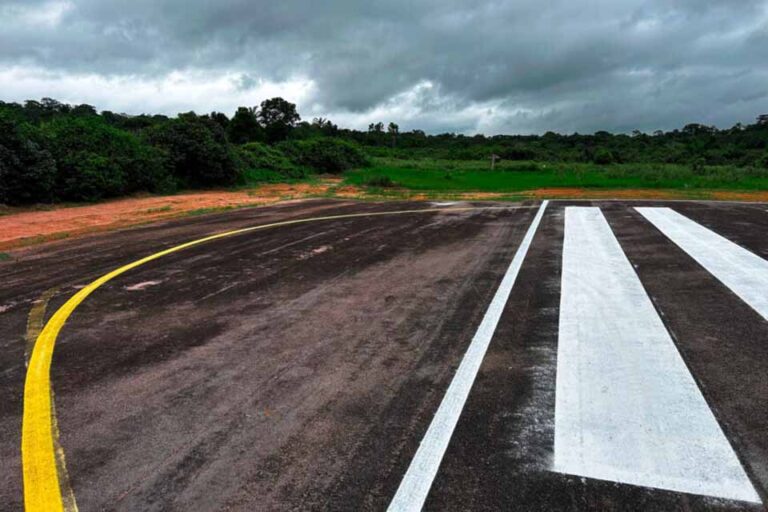 Governo de Rondônia revitaliza sinalização da pista do Aeroporto de Costa Marques
