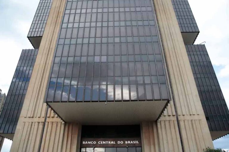 Entidades do setor financeiro defendem autonomia do Banco Central na liquidação do Banco Master