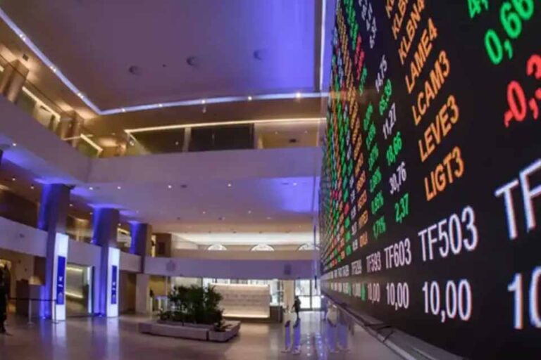 Ibovespa supera 161 mil pontos e registra novo recorde de fechamento