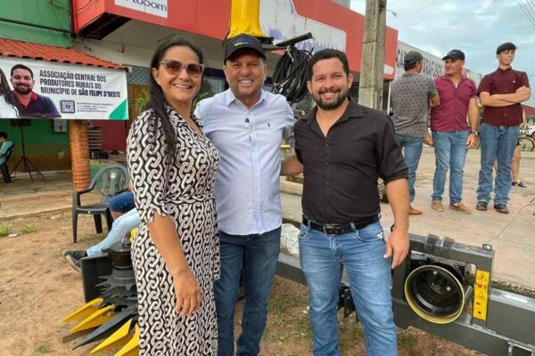 Estradas rurais de São Felipe do Oeste terão recuperação com investimento de R$ 500 mil