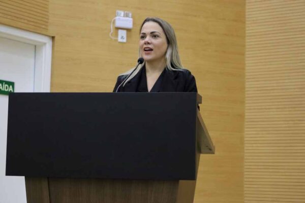 Emenda de Cláudia de Jesus destina R$ 426 mil para compra de caminhão da agricultura familiar em Ji-Paraná