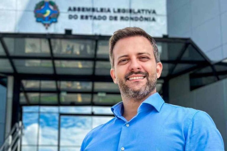 Deputado Delegado Lucas solicita convênio para envio de massa asfáltica a Buritis