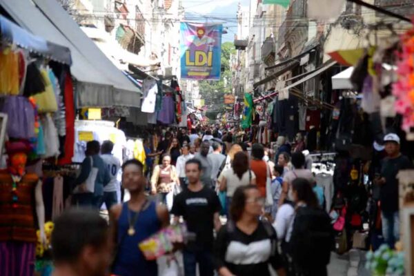 Economia brasileira cresce 0,1% no terceiro trimestre de 2025