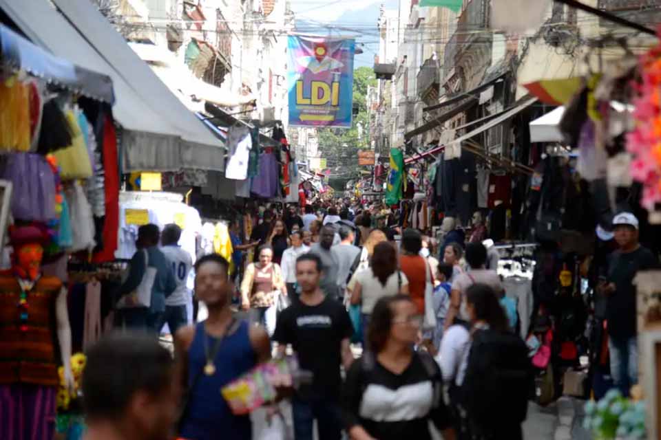 Economia brasileira cresce 0,1% no terceiro trimestre de 2025