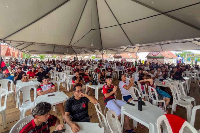 Transmissão da final do Mundial no Parque da Cidade reúne torcedores e impulsiona vendas em Porto Velho