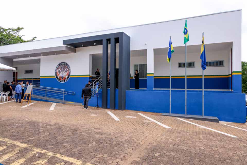 <div style="
                font-size: 18px;
                font-weight: bold;
                color: #0073aa;
                margin-bottom: 5px;
                text-transform: uppercase;
            ">MONITORAMENTO</div>Centro de Inteligência da PM de Rondônia passa a operar com estrutura ampliada e tecnologia avançada
