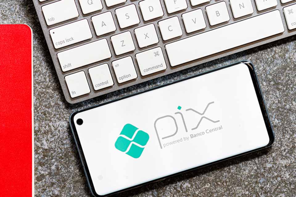 <div style="
                font-size: 18px;
                font-weight: bold;
                color: #0073aa;
                margin-bottom: 5px;
                text-transform: uppercase;
            ">PIX JUDICIAL</div>TJRO começa a liberar alvarás judiciais por PIX em parceria com a Caixa