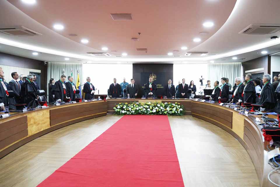 Nova cúpula do TJRO toma posse para o biênio 2026/2027 com presença do MPRO