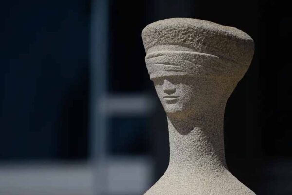 STF abre ação penal e torna réus acusados de tentativa de explosão em aeroporto de Brasília