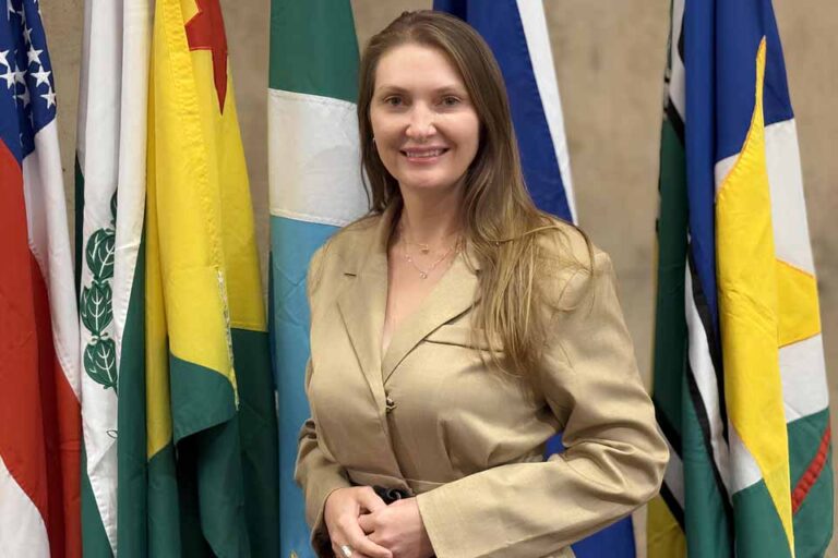 Santa Luzia d’Oeste terá quase R$ 5 milhões em investimentos anunciados por Gislaine Lebrinha