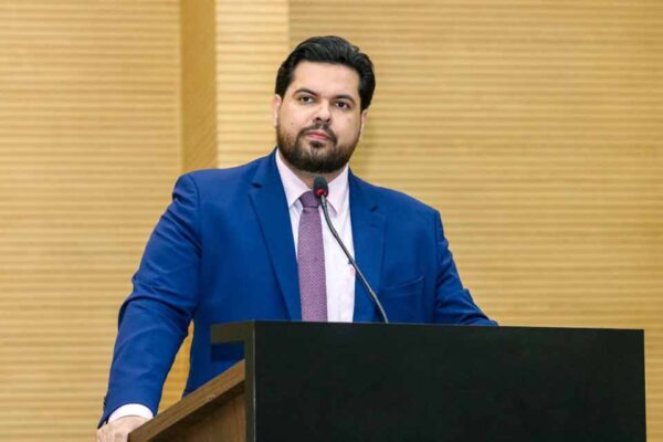 Transporte fluvial é destinado ao Conselho de Saúde de Guajará-Mirim por articulação de Jean Oliveira