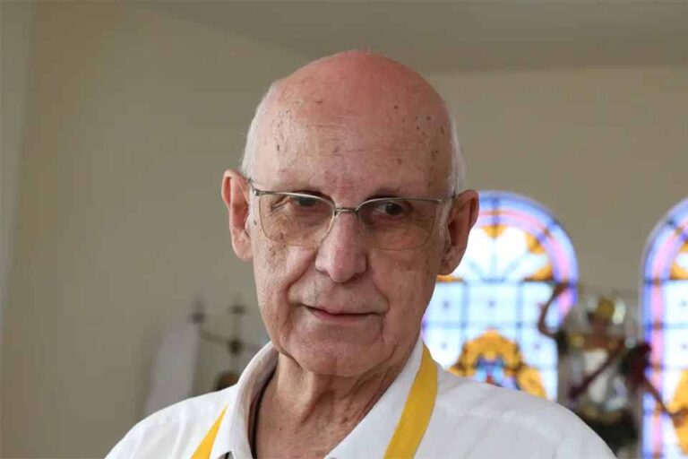 Arquidiocese suspende transmissões online das missas de padre Júlio Lancellotti em São Paulo