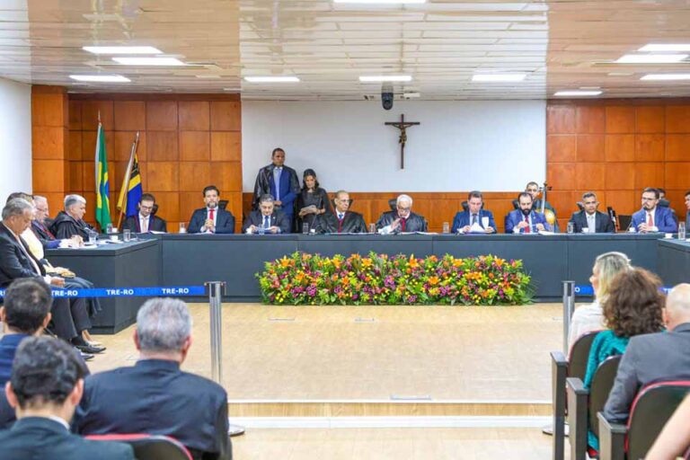 MPRO integra solenidade de posse da nova direção do TRE-RO para o biênio 2026/2027