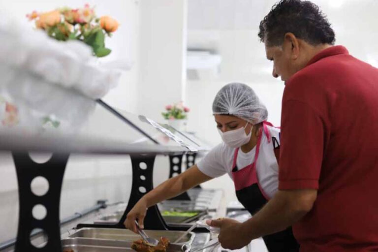 Programa Pão Nosso inicia fase piloto com café da manhã gratuito para famílias vulneráveis em Porto Velho