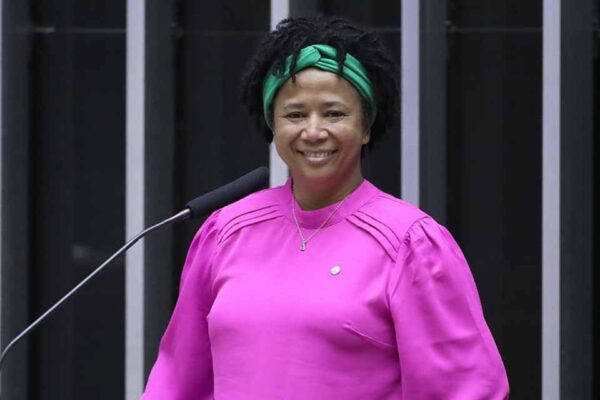 Sílvia Cristina lidera expansão do Progressistas e confirma novas filiações