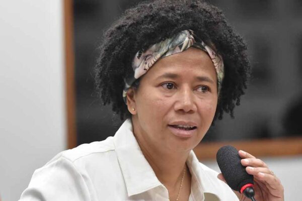 Sílvia Cristina destaca esclarecimentos em audiência sobre concessão da hidrovia do Madeira