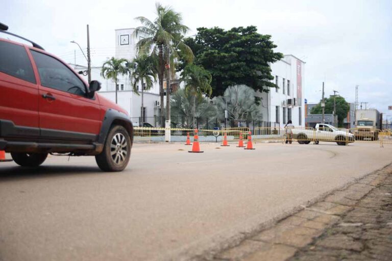 Semtran reorganiza trânsito e transporte coletivo para o Viradão do Béra no entorno da EFMM