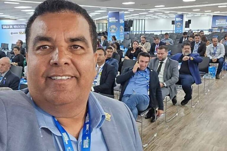 Candeias do Jamari: Lindomar Garçon é multado em R$ 25 mil por não concluir licitação do lixo