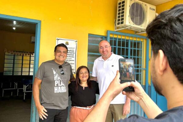 Gedeão Negreiros anuncia emendas após vistoria na Escola Rural Manoel Pedro Pereira, em Porto Velho