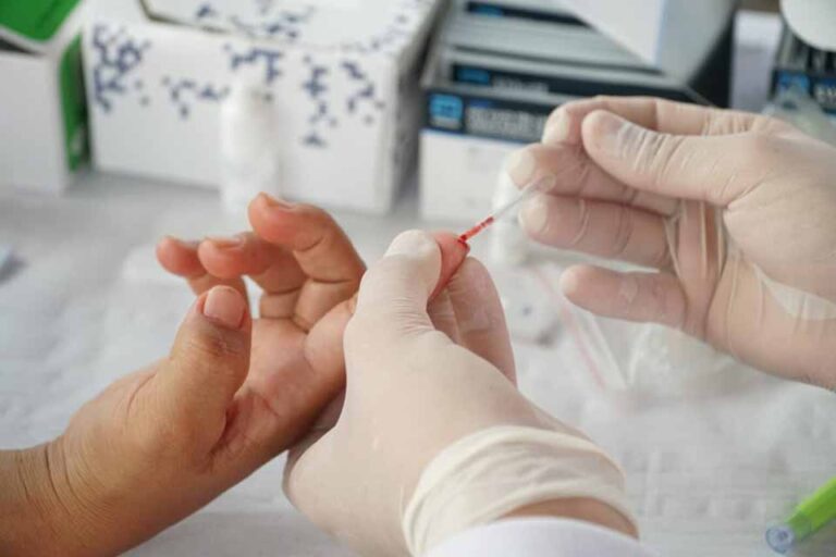 Sesau esclarece diferença entre HIV e AIDS e detalha prevenção, testes e tratamento em Rondônia