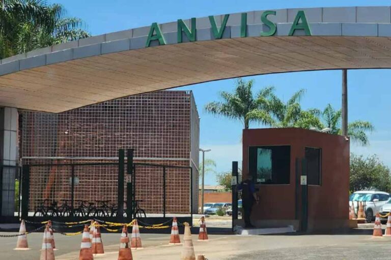 Anvisa suspende energéticos Mister Hemp e manda recolher lotes da água Mamba Water