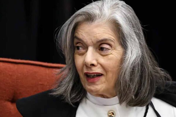 TSE vê avanço da desinformação e reforça alerta para eleições de 2026