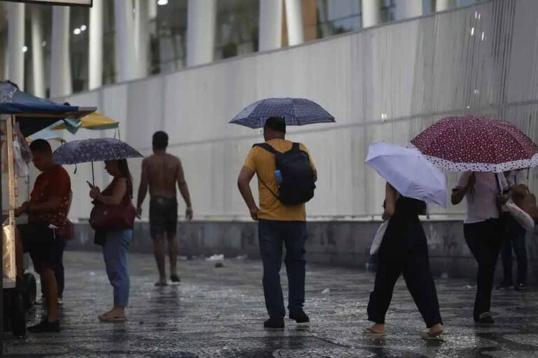Alerta do Inmet aponta risco de chuvas intensas em grande parte do Brasil nesta quarta-feira
