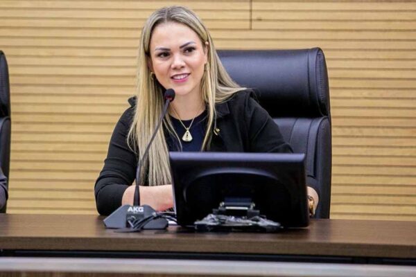 Ariquemes recebe R$ 60 mil para instalação de academia ao ar livre com recurso assegurado por Cláudia de Jesus