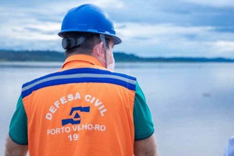 Prefeitura articula medidas de proteção para famílias vulneráveis durante cheia do rio Madeira