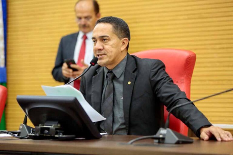 Deputado Eyder Brasil visita Politec e leva demandas da perícia criminal para debate na Assembleia de RO