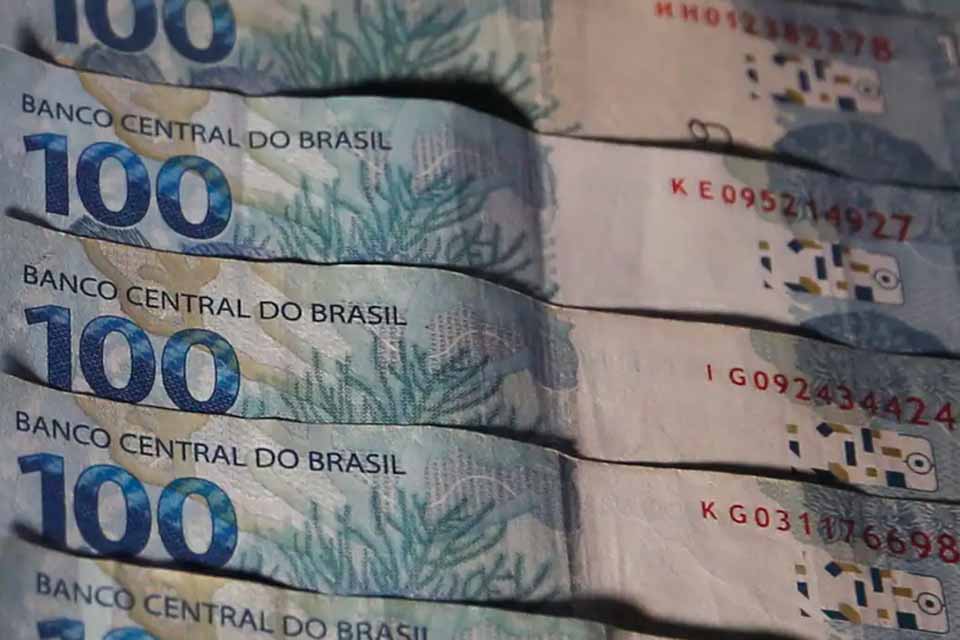 <div style="
                font-size: 18px;
                font-weight: bold;
                color: #0073aa;
                margin-bottom: 5px;
                text-transform: uppercase;
            ">ORÇAMENTO DA UNIÃO</div>Lula sanciona Lei Orçamentária de 2026, veta emendas e fixa orçamento de R$ 6,54 trilhões