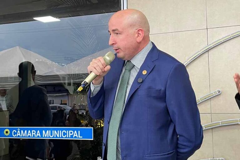 Gedeão do Edvilson Negreiros cobra drenagem e asfaltamento em vias do Parque Amazônia em Porto Velho