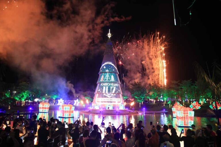 Decoração Porto Velho Luz no Parque da Cidade é prorrogada após público de quase 800 mil pessoas