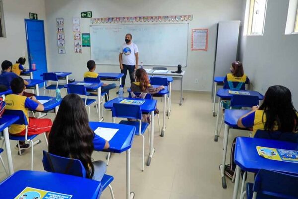 Prefeitura de Porto Velho altera cronograma do processo seletivo para contratação temporária de professores
