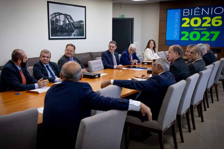 Presidente do TJRO apresenta plano de gestão do biênio 2026-2027 a desembargadores