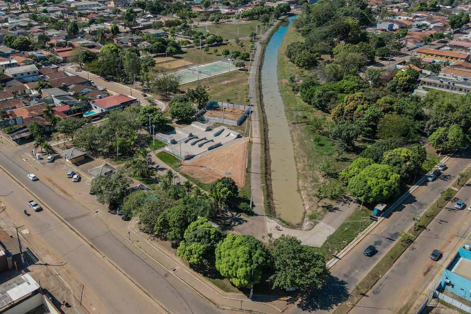 <div style="
                font-size: 18px;
                font-weight: bold;
                color: #0073aa;
                margin-bottom: 5px;
                text-transform: uppercase;
            ">CONSCIENTIZAÇÃO</div>CAPS AD promove caminhada do Janeiro Branco com serviços e orientação em saúde mental