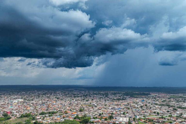 Prefeitura de Porto Velho reforça alerta para chuvas intensas com atuação da ZCAS no inverno amazônico