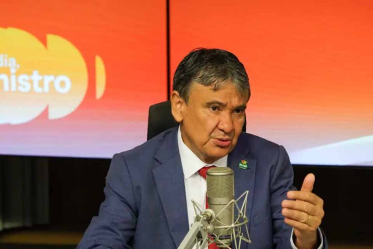 Polícia Federal apura fake news sobre Bolsa Família e outros programas sociais, diz ministro