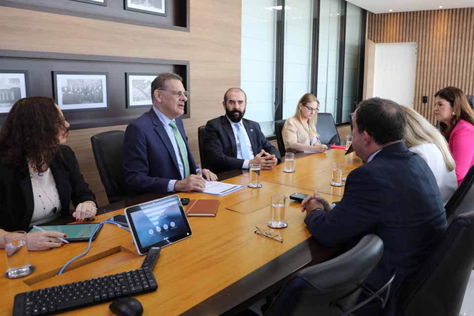 <div style="
                font-size: 18px;
                font-weight: bold;
                color: #0073aa;
                margin-bottom: 5px;
                text-transform: uppercase;
            ">PLANEJAMENTO ESTRATÉGICO</div>TJRO alinha gestão e Corregedoria para ampliar eficiência administrativa e jurisdicional