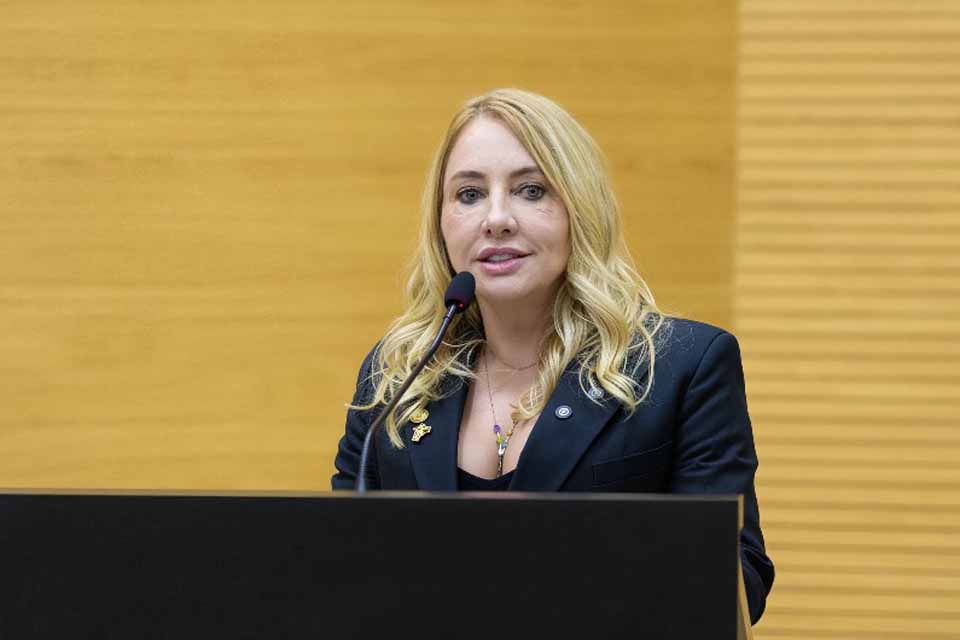 <div style="
                font-size: 18px;
                font-weight: bold;
                color: #0073aa;
                margin-bottom: 5px;
                text-transform: uppercase;
            ">POLÍTICAS PÚBLICAS</div>Alero aprova projetos de Ieda Chaves voltados à saúde, proteção animal e direitos das mulheres