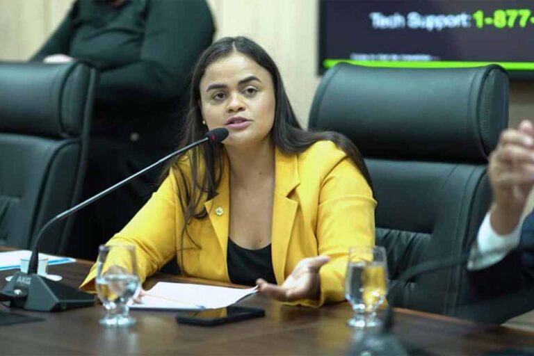 Projeto de lei da deputada Taíssa Sousa propõe redes elétricas subterrâneas em áreas públicas de Rondônia
