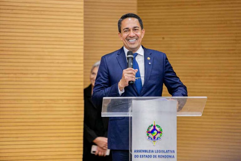 Emendas pagas de Eyder Brasil destinam quase R$ 500 mil a escolas de Porto Velho