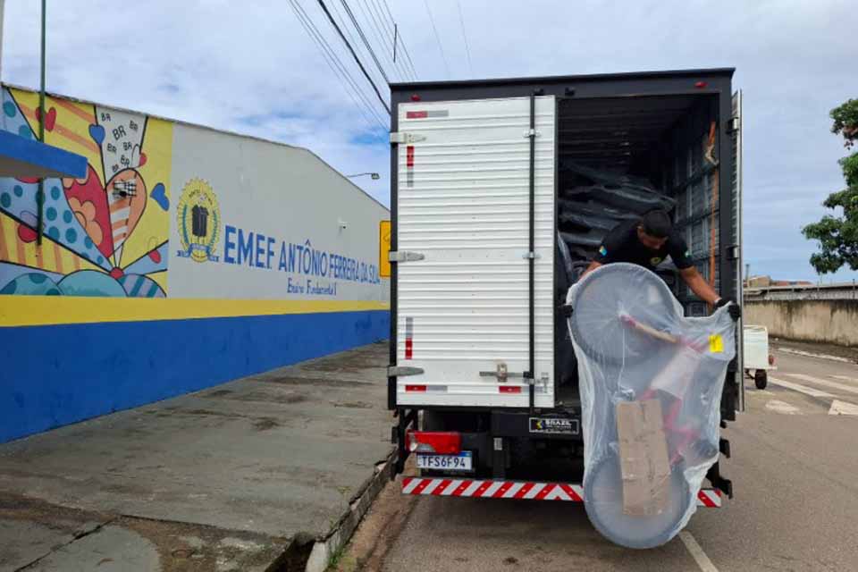 <div style="
                font-size: 18px;
                font-weight: bold;
                color: #0073aa;
                margin-bottom: 5px;
                text-transform: uppercase;
            ">AVALIA PORTO VELHO</div>Semed destina 145 bicicletas a alunos da Escola Antônio Ferreira por desempenho em avaliação