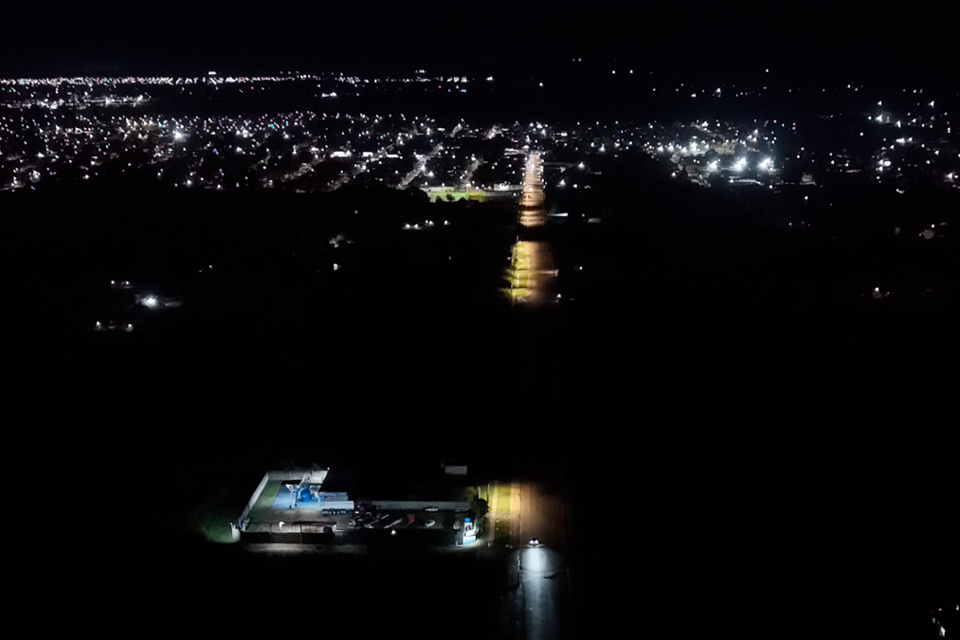 <div style="
                font-size: 18px;
                font-weight: bold;
                color: #0073aa;
                margin-bottom: 5px;
                text-transform: uppercase;
            ">FISCALIZAÇÃO</div>Iluminação da Estrada dos Piriquitos fica inoperante após furto de 1,3 km de fios em Porto Velho