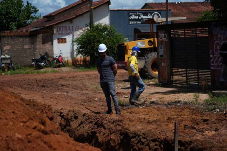 Prefeitura aponta irregularidades e possível abandono em obra de pavimentação no Parque Amazônia