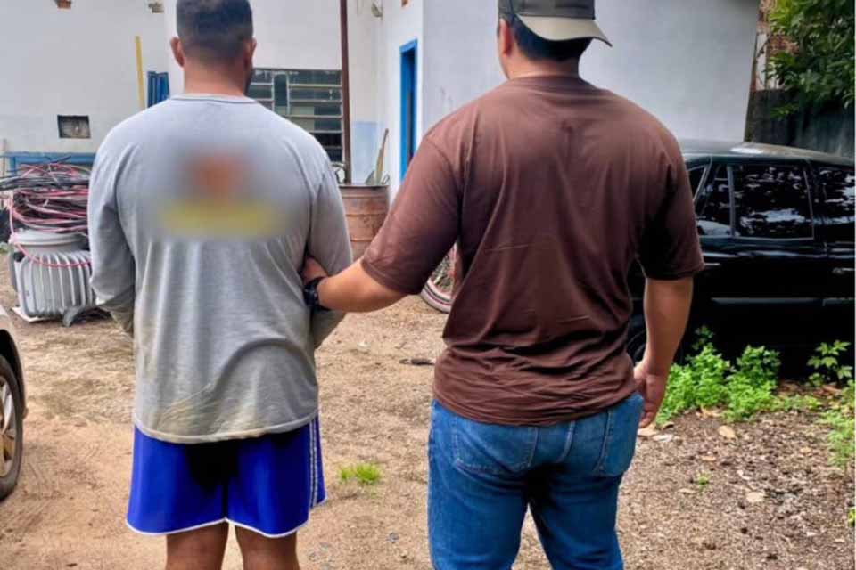 <div style="
                font-size: 18px;
                font-weight: bold;
                color: #0073aa;
                margin-bottom: 5px;
                text-transform: uppercase;
            ">ESTUPRO DE VULNERÁVEL</div>Homem de 30 anos é preso em Candeias do Jamari por mandado de estupro de vulnerável