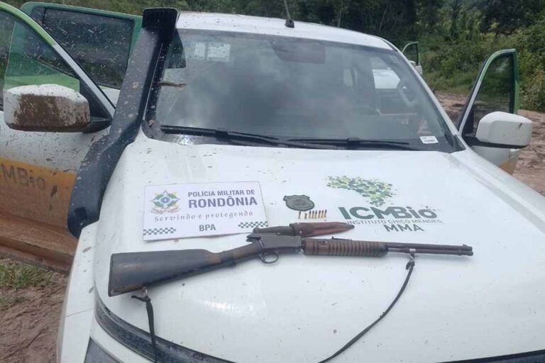 Fiscalização ambiental termina com prisão por porte ilegal de arma na Reserva Rio Ouro Preto, em Guajará-Mirim