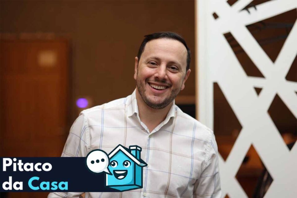 Entre entregas e credenciais, Flori emerge como ativo central do Podemos na disputa estadual